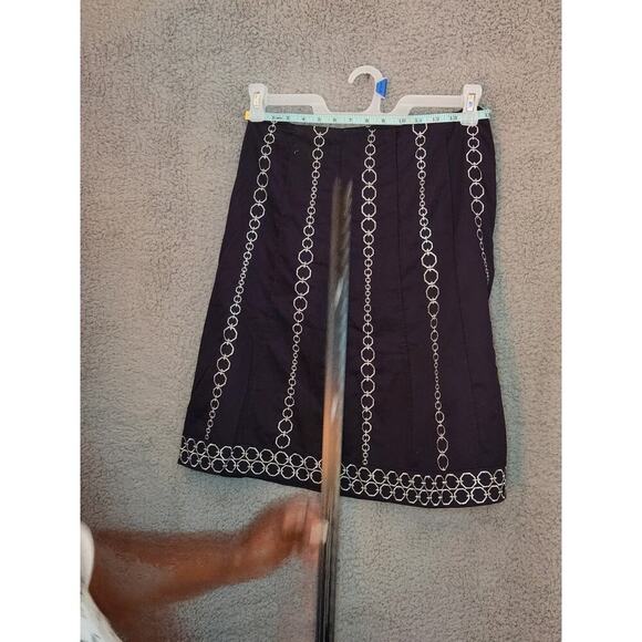 NWT Ann Taylor Skirt Lined Zip Silver Embroidered 4 - Picture 3 of 6